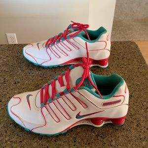 Women’s Nike Shox